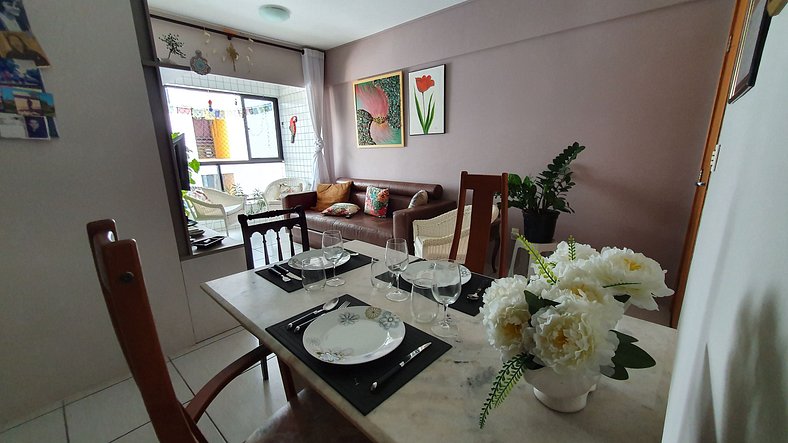 2 bedroom apt with balcony near Praça Casa Forte the most pl