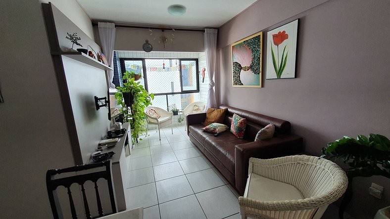 2 bedroom apt with balcony near Praça Casa Forte the most pl