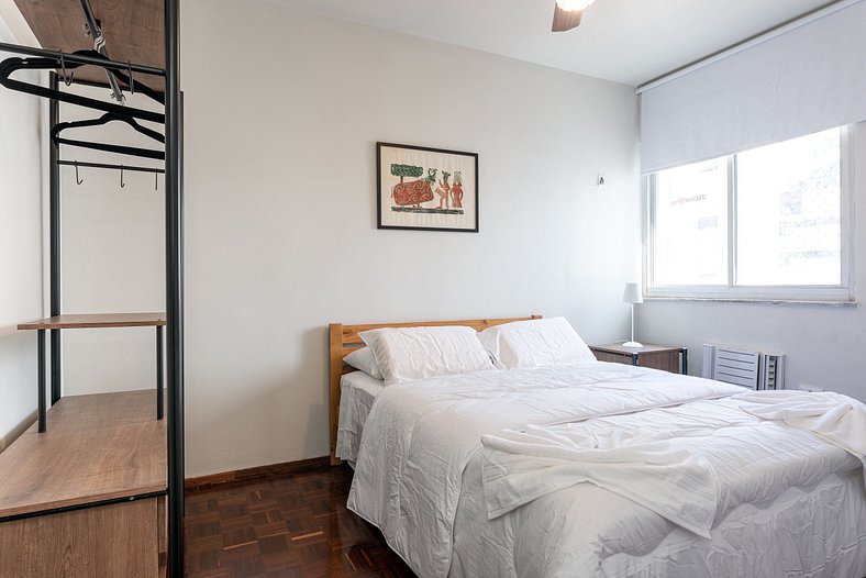 SAL802 Excelente apartamento em Boa Viagem. Três quartos